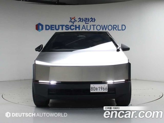 Tesla Cybertruck AWD - фото 2