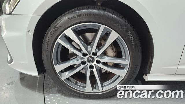 Audi A6 C8 45 TDI Quattro Premium - фото 4