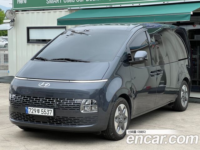 Hyundai Staria 4WD Tourer 11-Seater Modern - фото 1