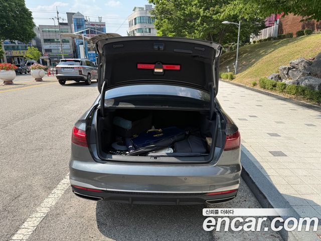Audi A4 B9 40 TDI Quattro Premium - фото 1