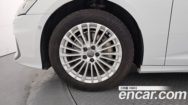 Audi A6 C8 45 TFSI Quattro Premium - фото 4