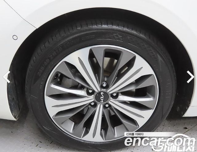 Kia K8 2.5 Gasoline 2WD Noblesse - фото 4