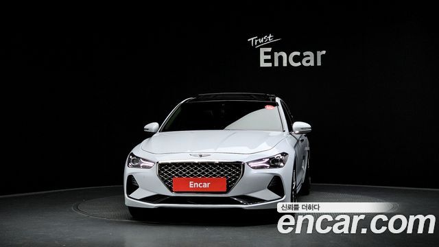 Genesis G70 2.0T Supreme - фото 2