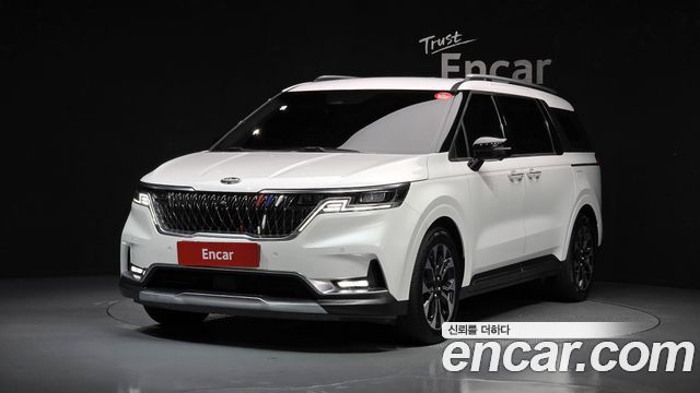 Kia Carnival 4-го поколения 9-Seater Noblesse - фото 0