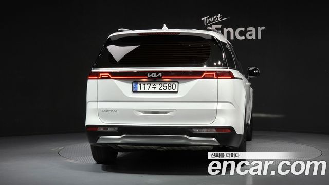 Kia Carnival 4-го поколения 9-Seater Signature - фото 3