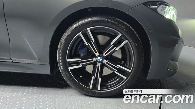 BMW 3-Series G20 320i M Sport - фото 3