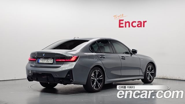 BMW 3-Series G20 320i M Sport - фото 1