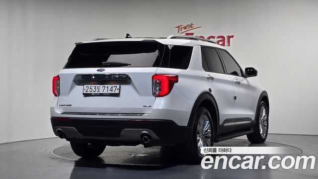 Ford Explorer 6-го поколения 2.3 LimIted 4WD - фото 1