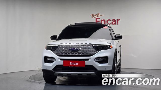 Ford Explorer 6-го поколения 2.3 LimIted 4WD - фото 2