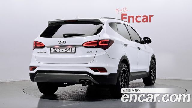 Hyundai Santafe Diesel 2.0 2WD Premium - фото 1