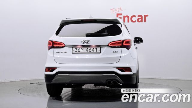 Hyundai Santafe Diesel 2.0 2WD Premium - фото 3