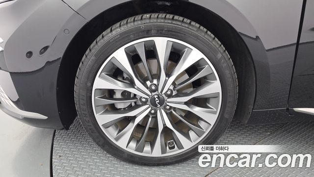 Kia K8 2.5 Gasoline 2WD Noblesse - фото 4