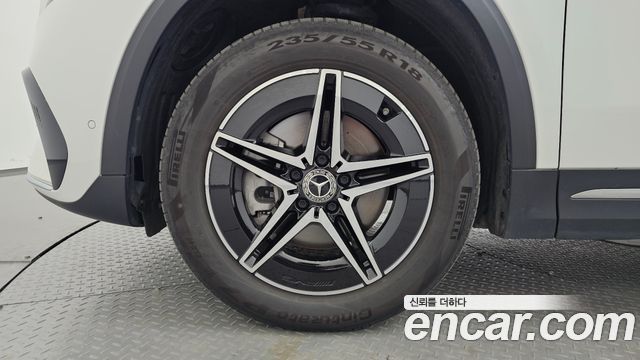 Mercedes-Benz EQA H243 EQA250 AMG Line - фото 3