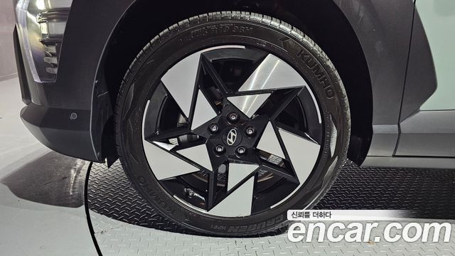 Hyundai Kona SX2 Gasoline 1.6 Turbo 2WD Inspiration - фото 4
