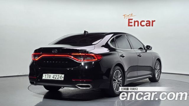 Hyundai Grandeur IG, гибрид Exclusive - фото 1