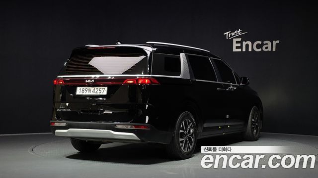Kia Carnival 4-го поколения 9-Seater Prestige - фото 1