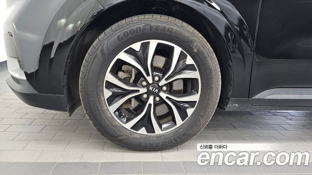 Kia Carnival 4-го поколения 9-Seater Prestige - фото 4