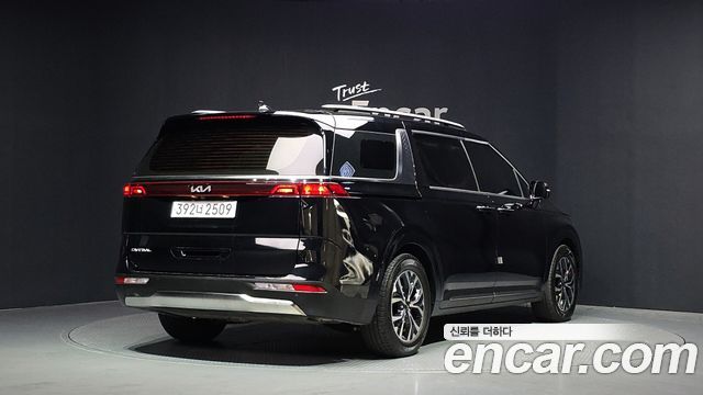 Kia Carnival 4-го поколения 9-Seater Noblesse - фото 1
