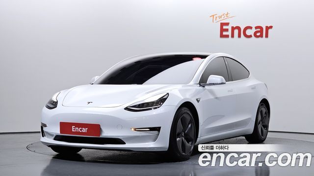 Tesla Model 3 Long Range AWD - фото 0