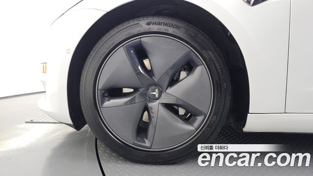 Tesla Model 3 Long Range AWD - фото 4