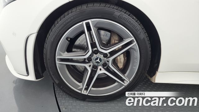 Mercedes-Benz CLS-Class C257 CLS300d AMG Line - фото 4