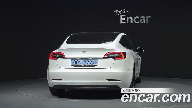 Tesla Model 3 Standard Range Plue RWD - фото 3