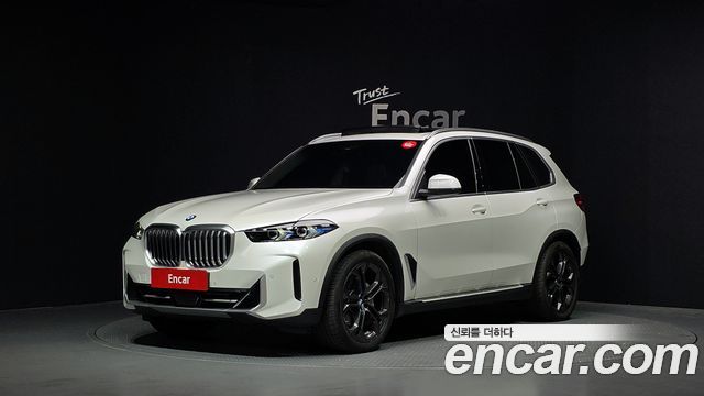 BMW X5 G05 xDrive 40i xLine - фото 0