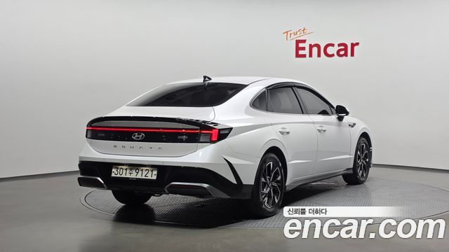 Hyundai Sonata DN8 2.0 LPG(Taxi) Mobility - фото 1