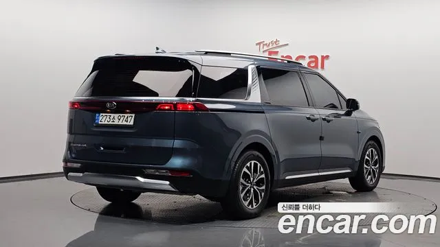 Kia Carnival 4-го поколения 9-Seater Noblesse - фото 0