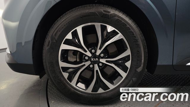 Kia Carnival 4-го поколения 9-Seater Noblesse - фото 3