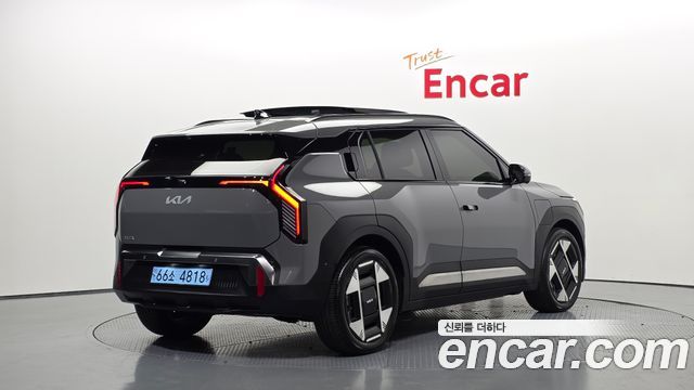 Kia EV3 Long Range 2WD Earth - фото 1