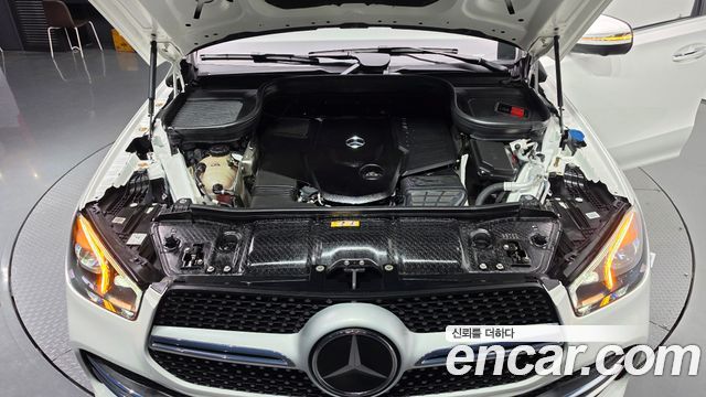 Mercedes-Benz GLE-Class W167 GLE400d 4MATIC Coupe - фото 4