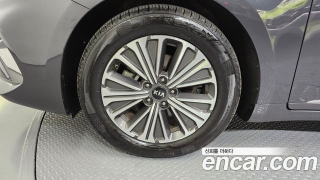 Kia K7 Premier, гибрид Noblesse - фото 4