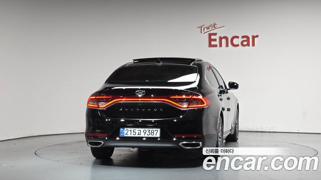 Hyundai Grandeur IG, гибрид Exclusive Special - фото 2