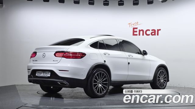 Mercedes-Benz GLC-Class X253 GLC300 4MATIC AMG Line Coupe - фото 1