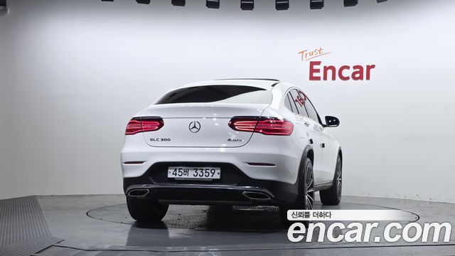 Mercedes-Benz GLC-Class X253 GLC300 4MATIC AMG Line Coupe - фото 3