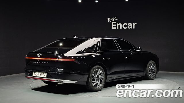 Hyundai Grandeur GN7 2,5 Gasoline 2WD Premium - фото 1