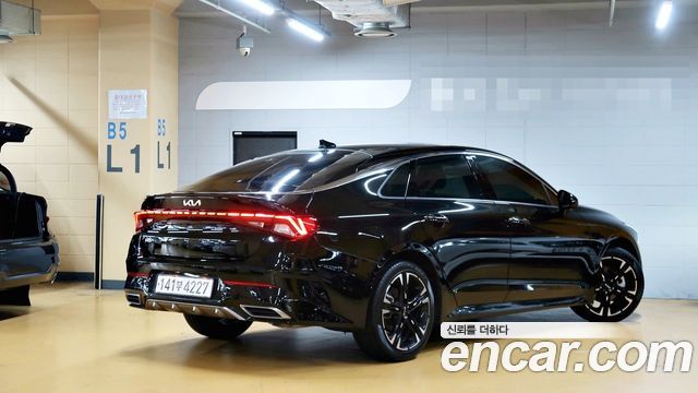 Kia K5 3-го поколения 1.6 Turbo Signature - фото 1