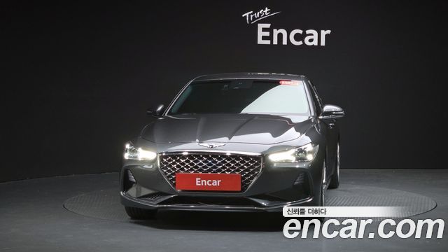 Genesis G70 2.0T Elite - фото 1