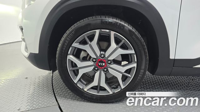 Kia Seltos Gasoline 1.6 Turbo 2WD Signature - фото 3
