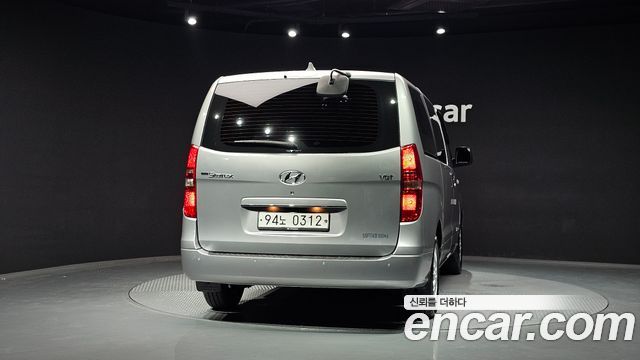 Hyundai Starex Новый Van 3-Seater Smart - фото 2