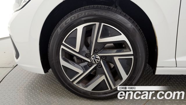 Volkswagen Jetta 7-го поколения 1.5 TSI Prestige - фото 3
