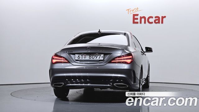 Mercedes-Benz CLA-Class C117 CLA220 AMG Line - фото 3