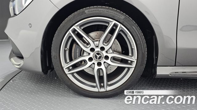 Mercedes-Benz CLA-Class C117 CLA220 AMG Line - фото 4