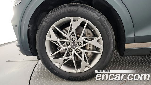 Genesis GV70 2.5T Gasoline AWD - фото 3