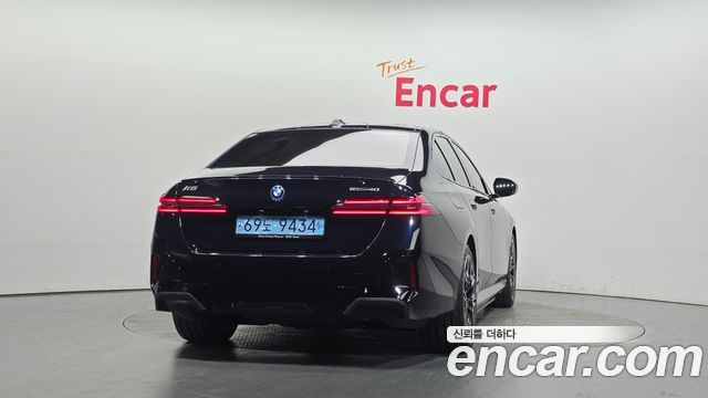 BMW i5 G60 eDrive 40 M Sport Pro - фото 3