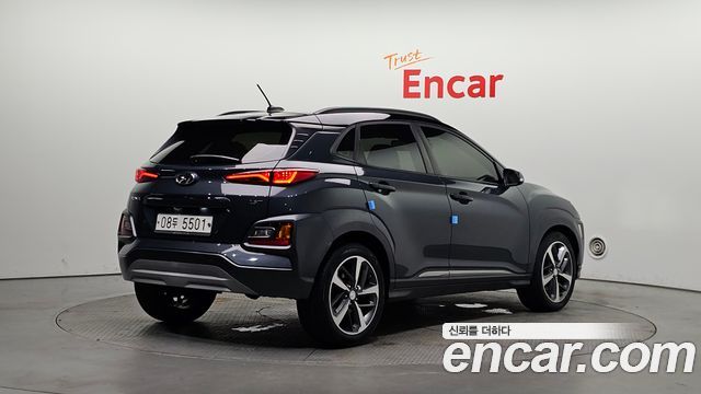 Hyundai Kona 1.6 Turbo 2WD Premium - фото 1