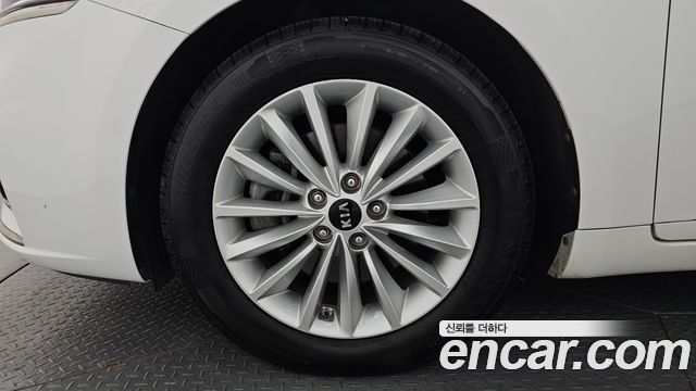 Kia K7 Совершенно новый 3.0 LPI Luxury (Rental Car) - фото 4