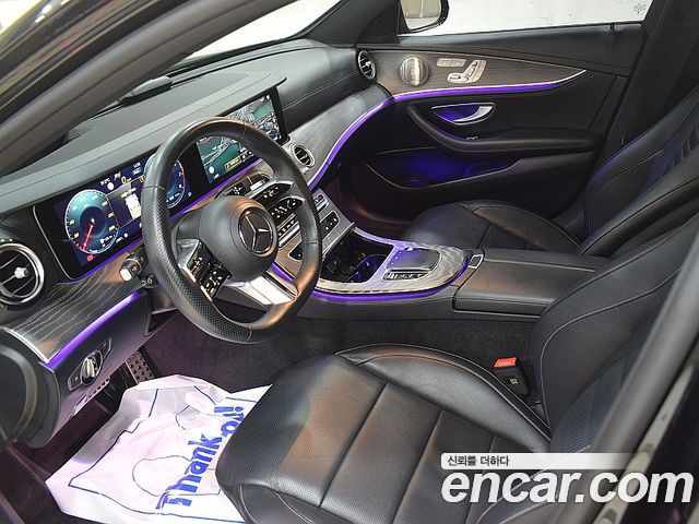 Mercedes-Benz E-Class W213 E350 4MATIC AMG Line - фото 2