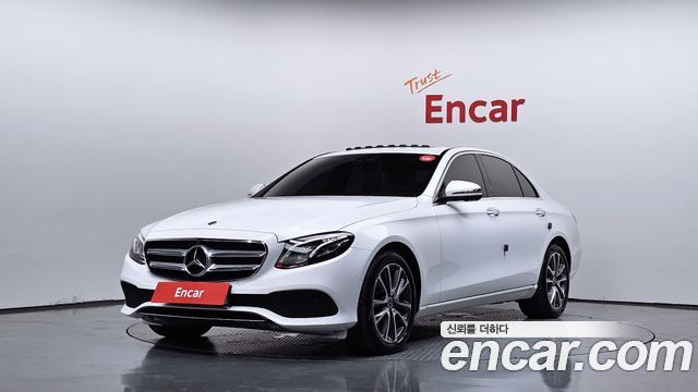 Mercedes-Benz E-Class W213 E300 4MATIC Avnatgarde - фото 0